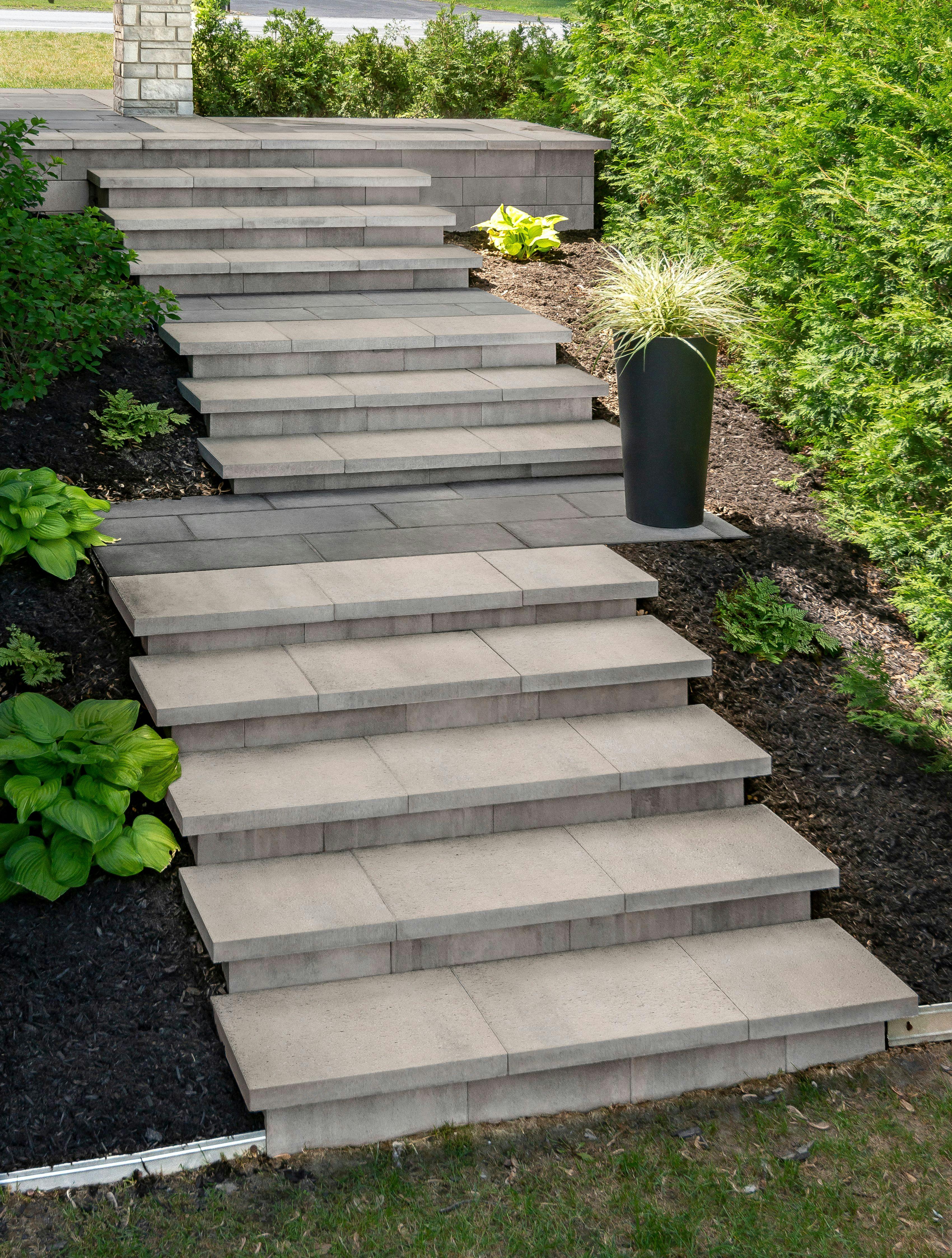 Depot Bloc Steps Image